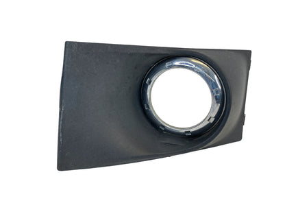 2008-2011 FORD FOCUS FRONT RIGHT SIDE FOG LIGHT LAMP COVER BEZEL 8S43-15A298 OEM
