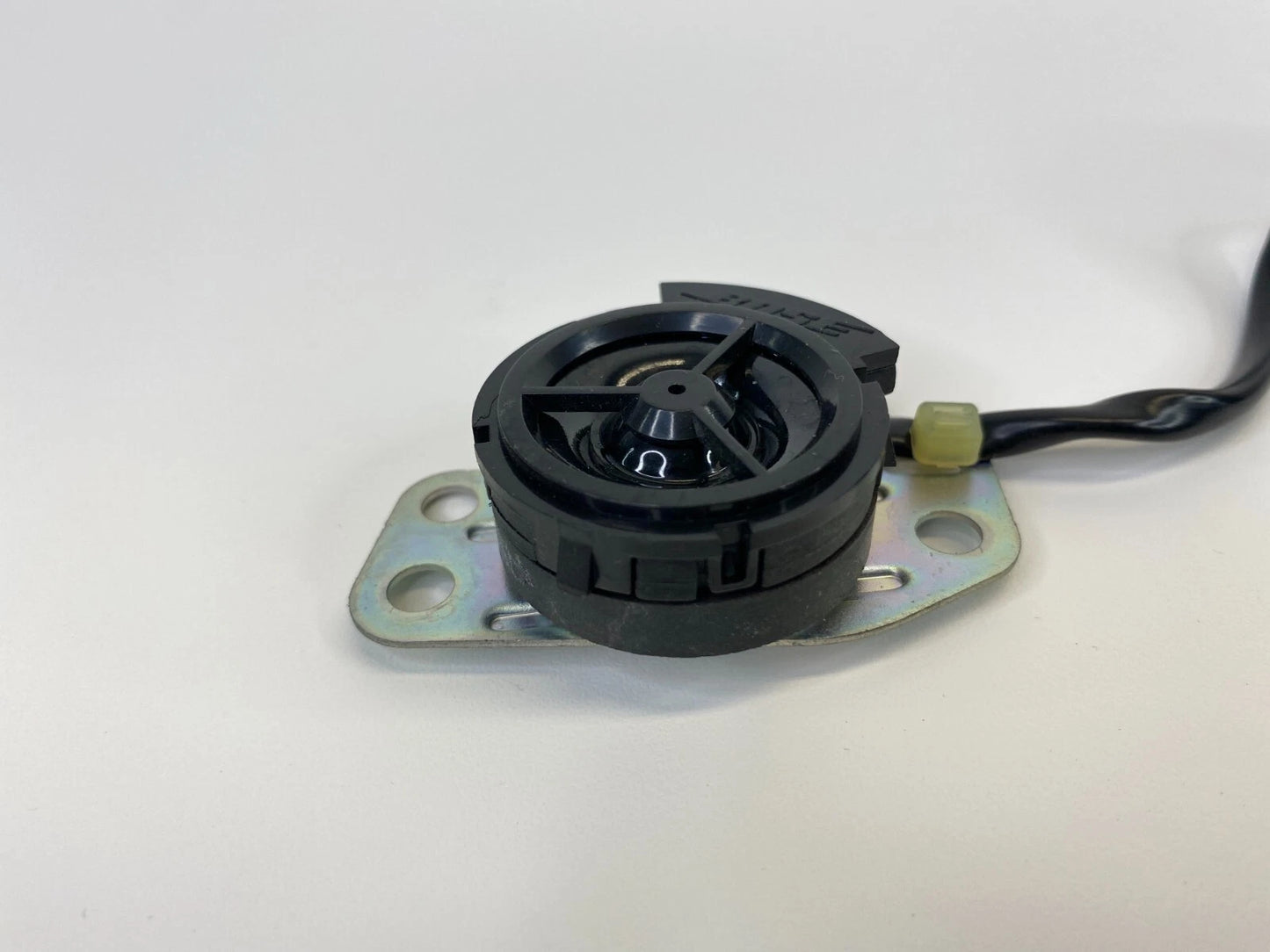 2006-2010 INFINITI M35 M45 FRONT RIGHT PASSENGER DOOR SPEAKER TWEETER 28148EG100