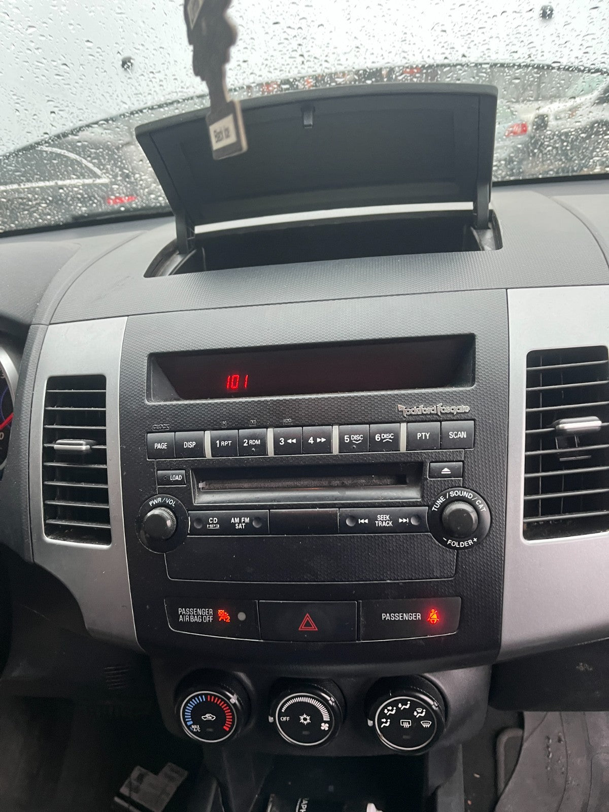07-10 Mitsubishi Outlander 08-10 Lancer Radio MP3 CD Player Receiver 8701A278