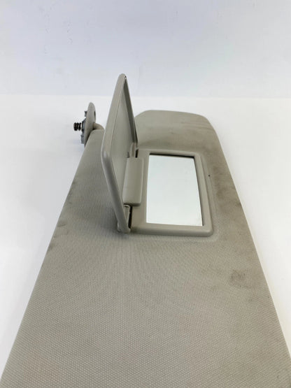 2006-2010 JEEP COMMANDER ROOF RIGHT PASSENGER SUNVISOR SUN VISOR SHADE OEM
