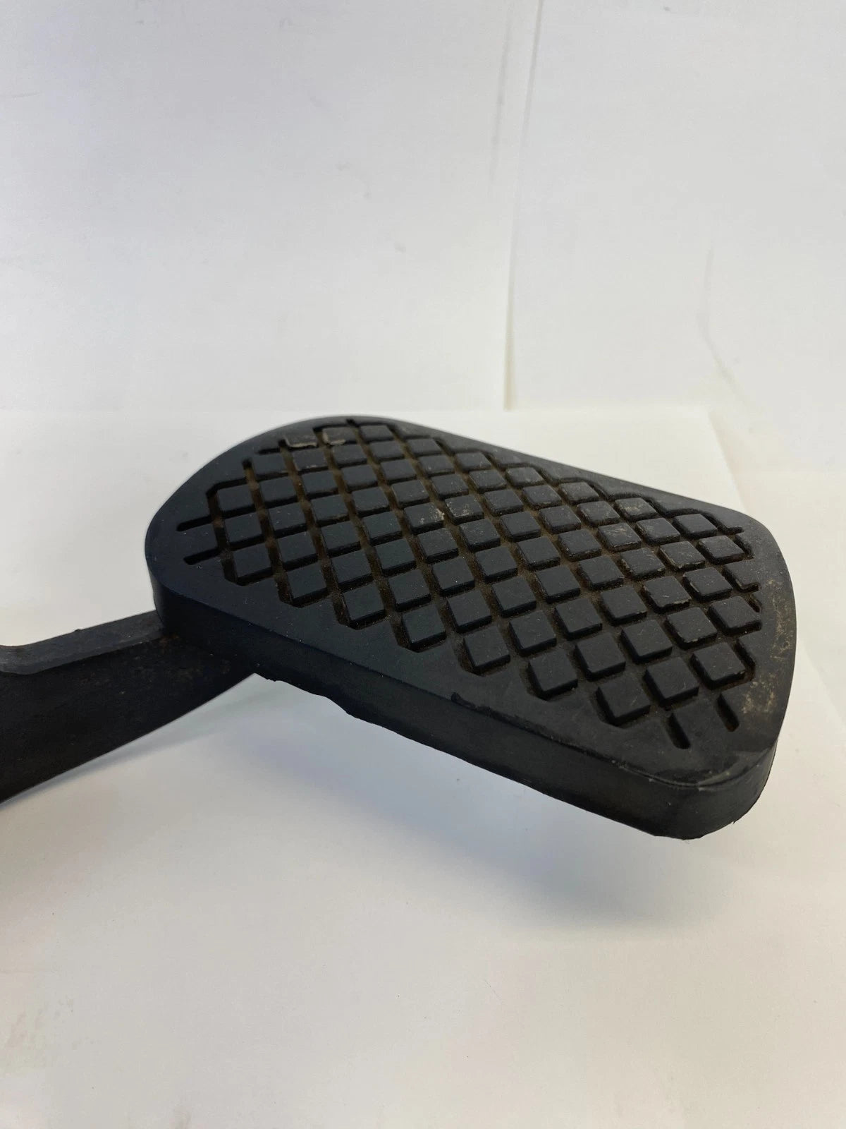 2010-2017 GMC TERRAIN CHEVROLET EQUINOX BRAKE FOOT STOP PEDAL ASSEMBLY