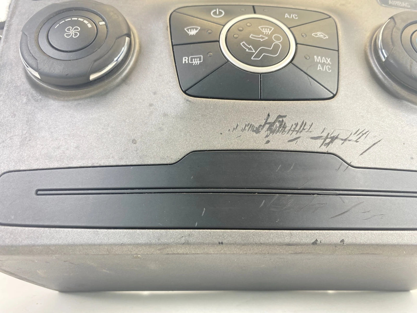 2013 FORD EXPLORER DASH CD RADIO & CLIMATE CONTROL FACEPLATE PANEL TRIM BEZEL