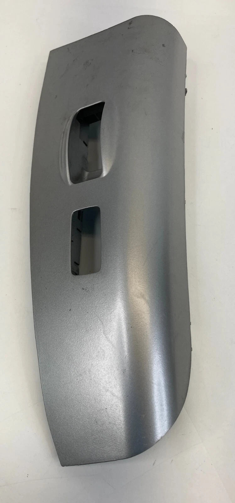 2005-2010 KIA SPORTAGE FRONT RIGHT DOOR WINDOW SWITCH BEZEL 93575-1F000 OEM