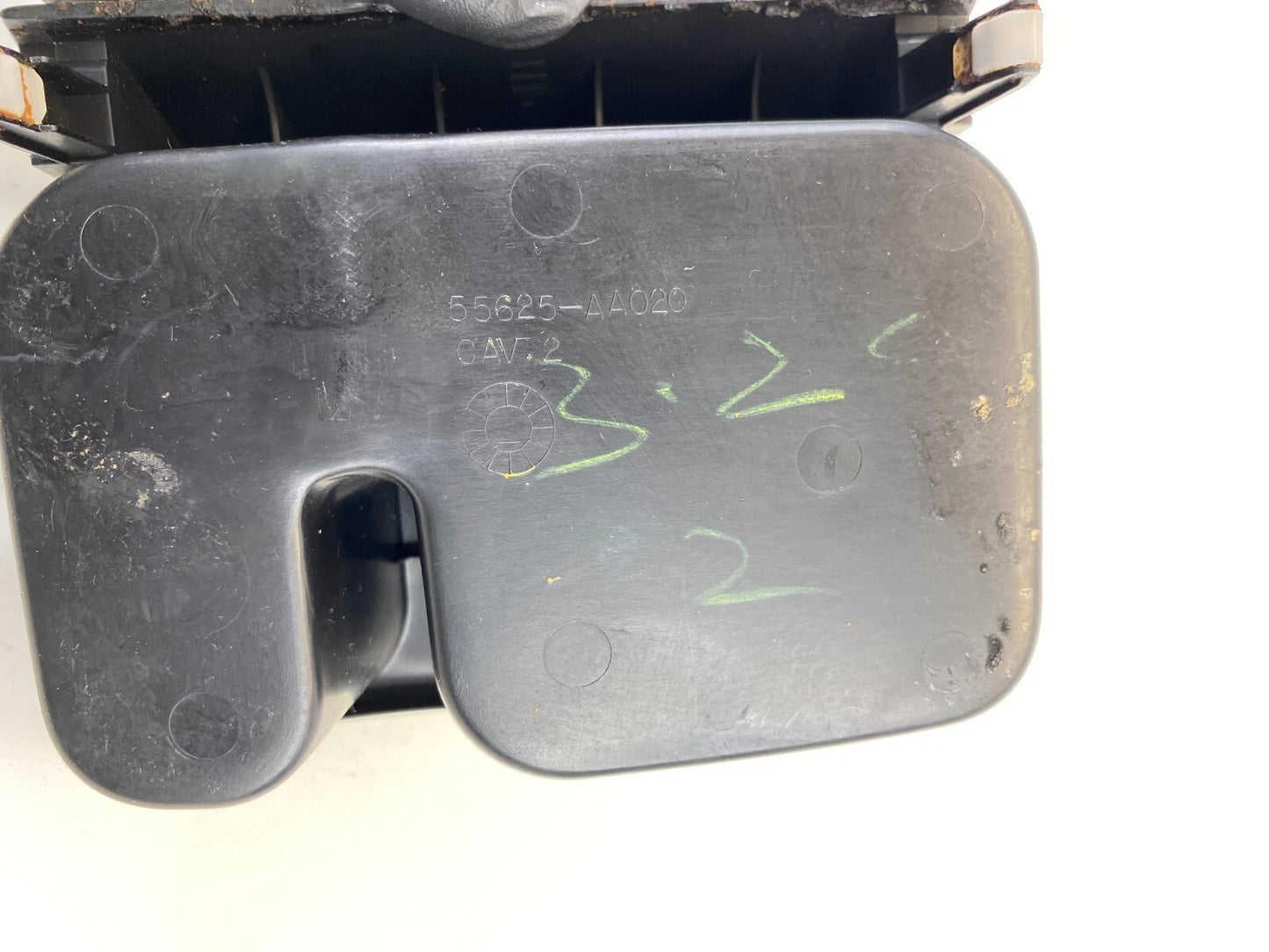 02 03 04 TOYOTA CAMRY CENTER CONSOLES CUP HOLDER STORAGE COIN INSERT 55625-AA020