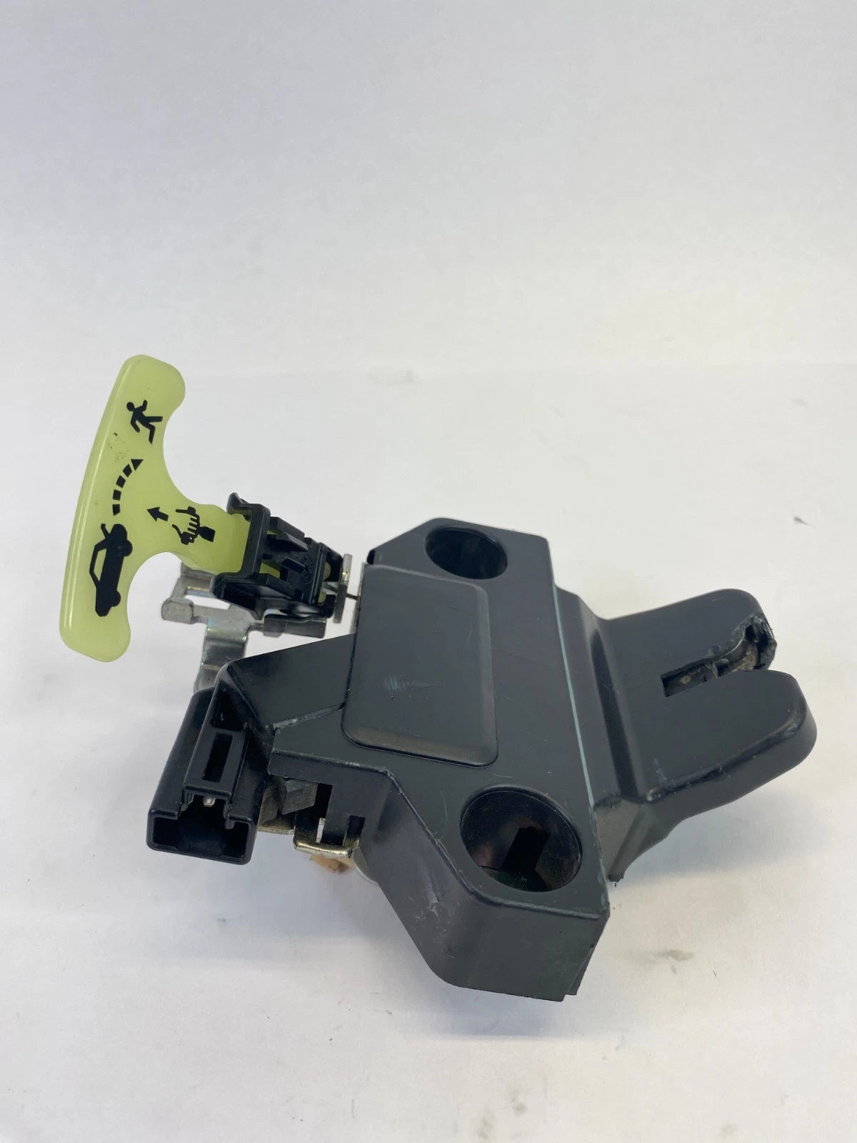 2009-2013 TOYOTA COROLLA REAR TRUNK LOCK LATCH RELEASE ACTUATOR OEM