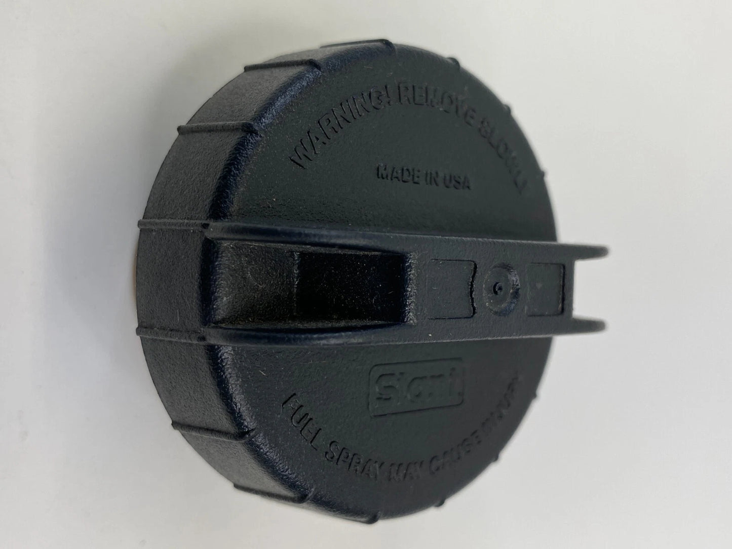06 07 08 09 10 11 12 TOYOTA RAV4 FUEL FILLER GAS TANK LID COVER CAP OEM