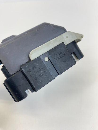 2009-2011 Jaguar XF 4.2L A/T RWD ABS Anti Lock Brake Pump Socket Plug Connector