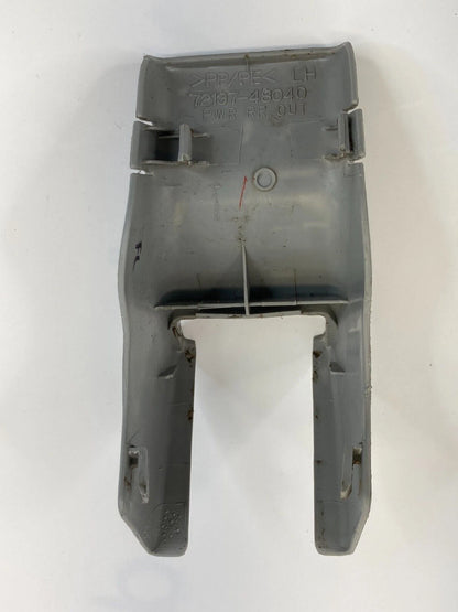 2006-2008 LEXUS RX400H FRONT LEFT SEAT TRACK OUTER COVER TRIM CAP 72137-48040