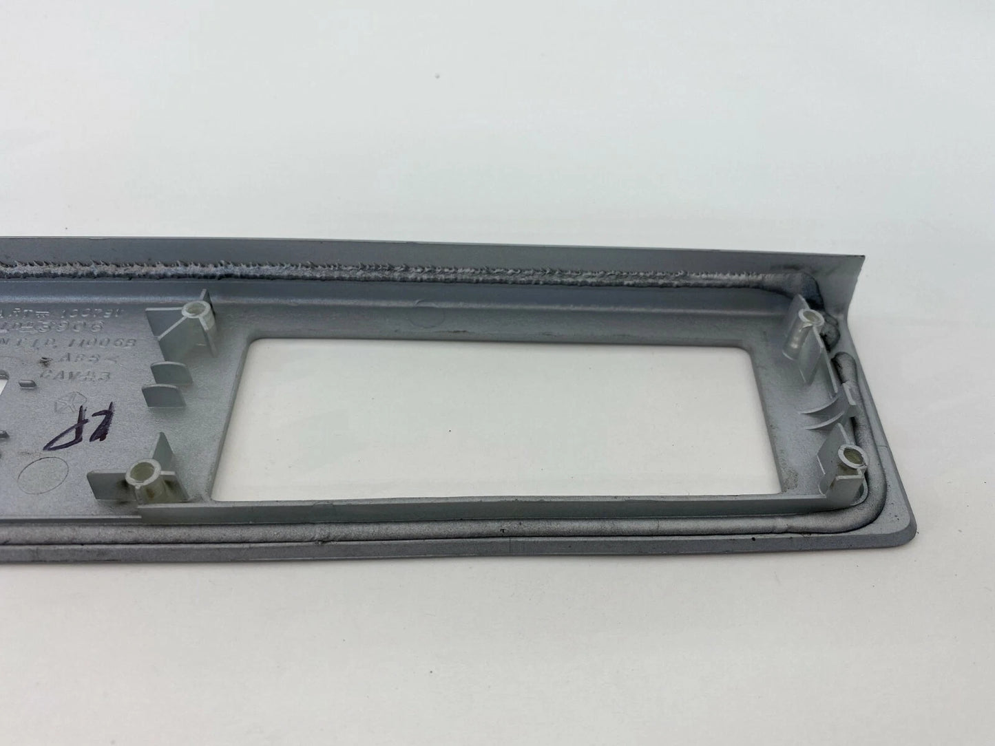 2007-2010 JEEP PATRIOT COMPASS REAR RIGHT SIDE WINDOW SWITCH BEZEL TRIM PANEL