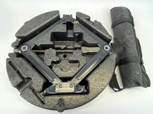 12-16 CHEVROLET CRUZE EMERGENCY SPARE TIRE JACK & TOOL KIT W CASE 13505393 OEM