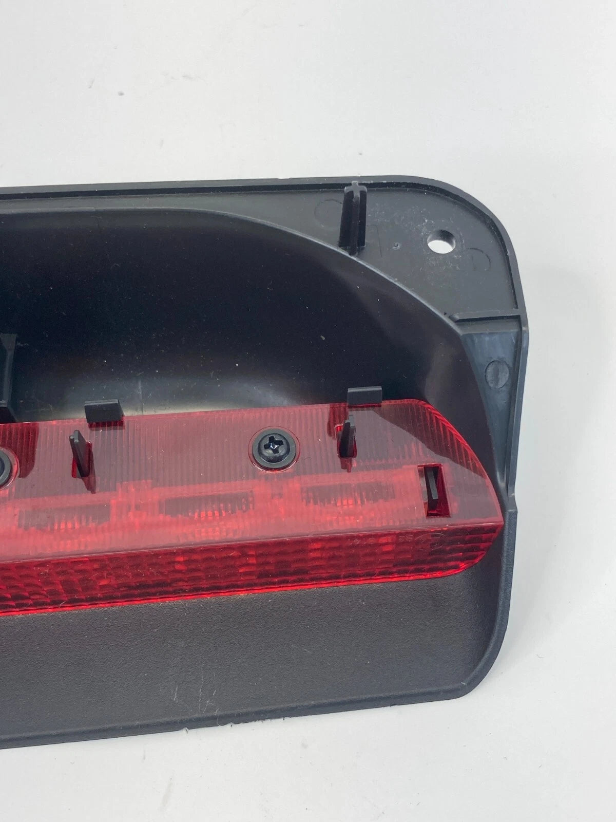 2012-2020 CHEVROLET SONIC 3RD THIRD BRAKE LIGHT HIGH MOUNT STOP LAMP 96830999