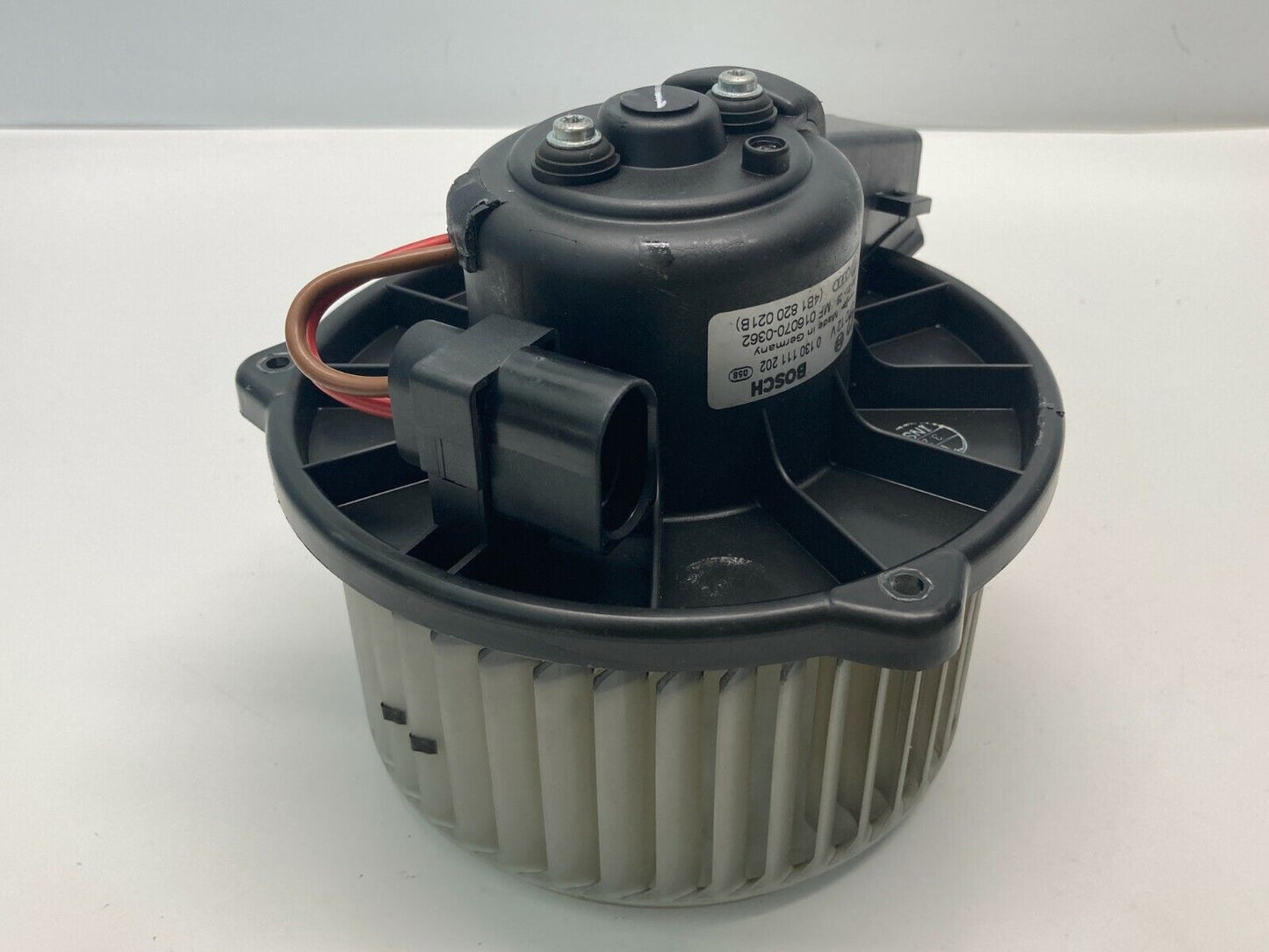 99 00 01 02 03 04 Audi A6 HVAC Heater Blower Motor AC A/C 4B1-820-021-B OEM