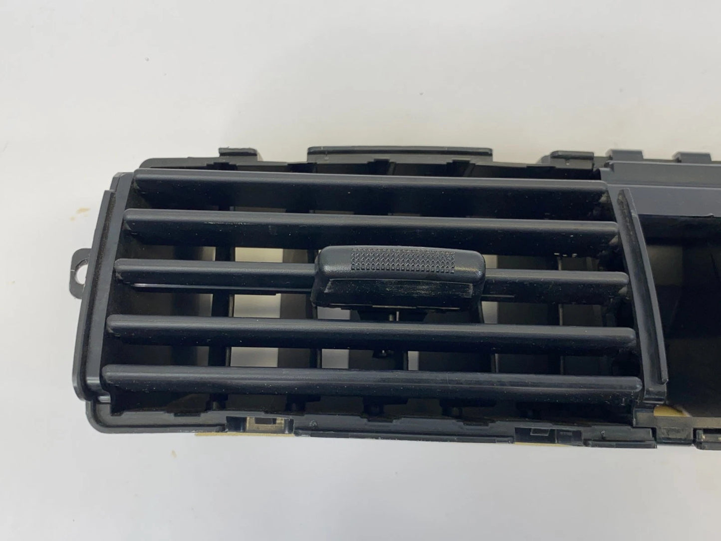 2007-2011 HONDA ELEMENT CENTER DASH A/C AIR VENT OUTLET DUCT 77251-SCVW-A010 OEM
