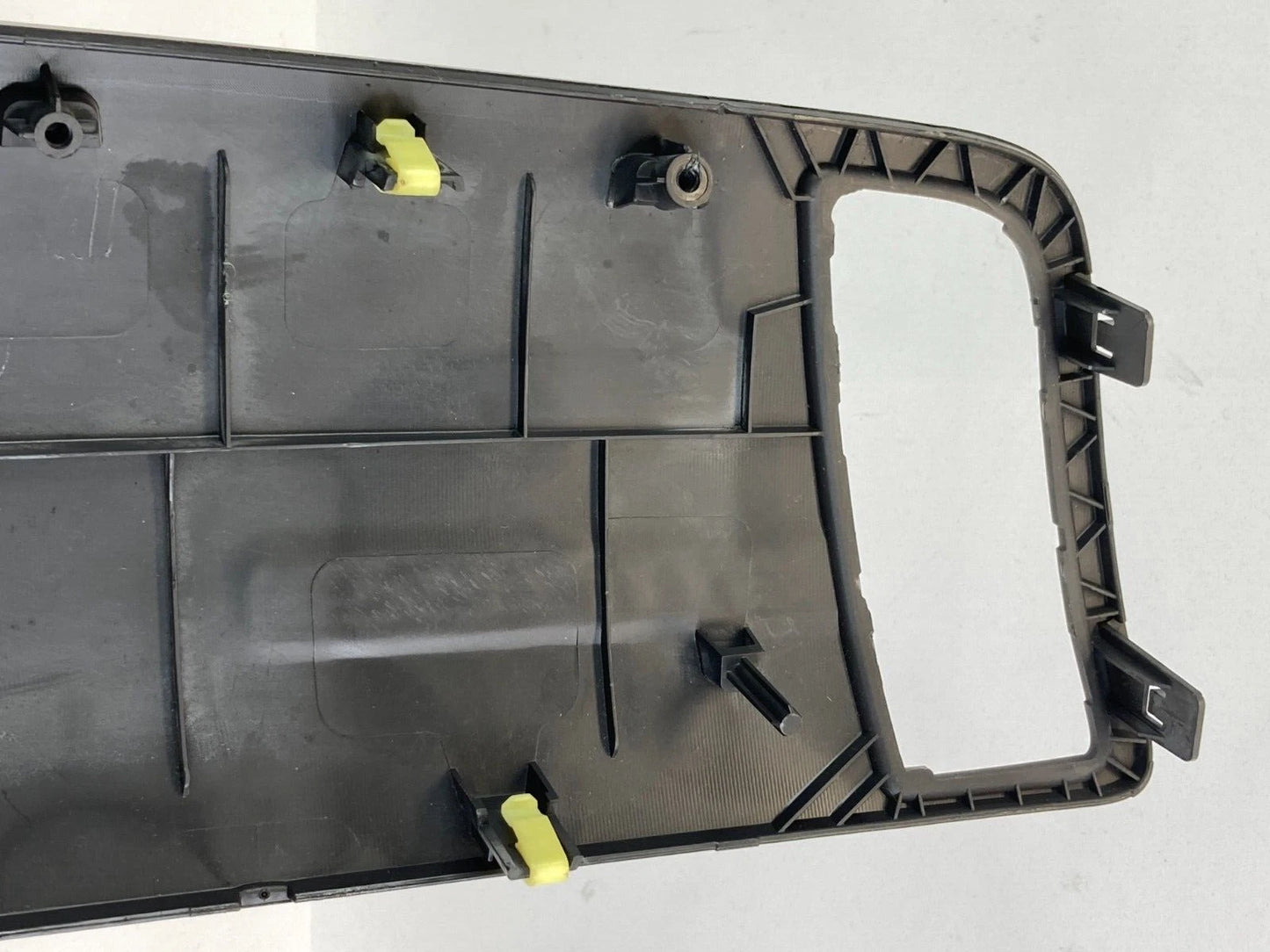 08-11 FORD FOCUS RIGHT PASSENGER DASH PANEL TRIM MOLDING COVER 8S4354044B88C OEM