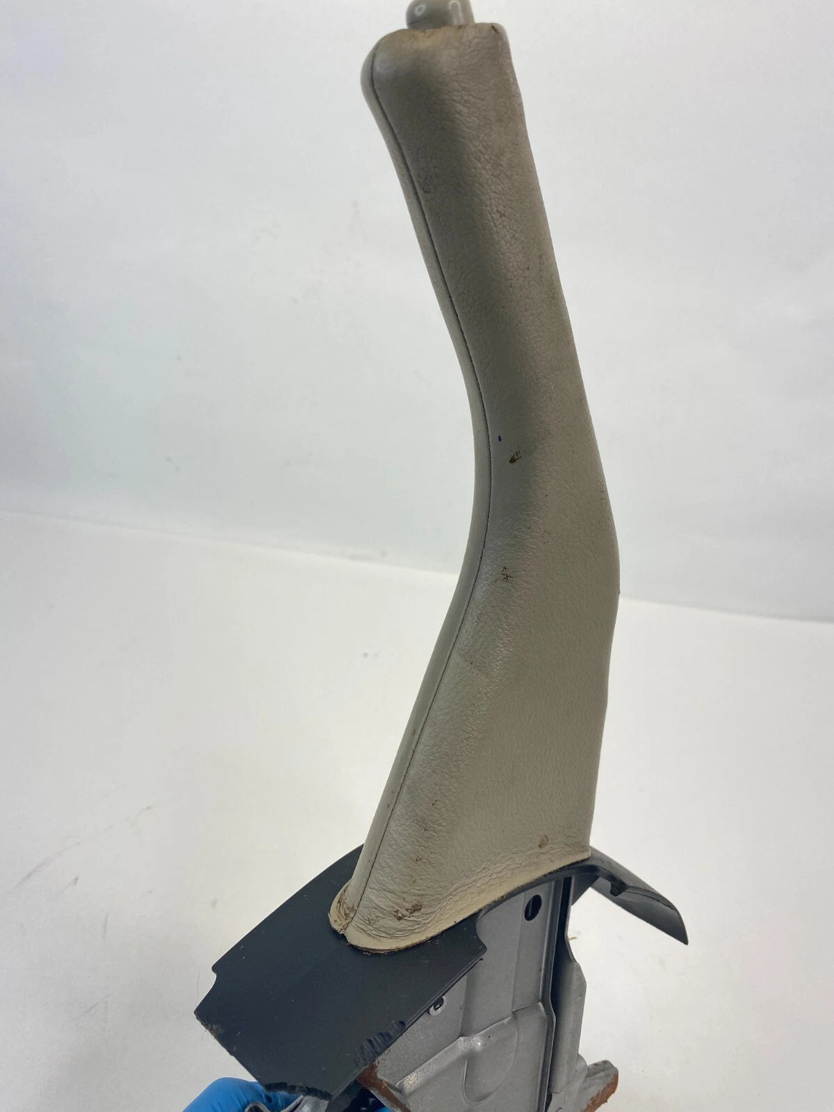 01-03 INFINITI QX4 EMERGENCY PARKING BRAKE HANDLE LEVER CONTROL 36315-4W901 OEM