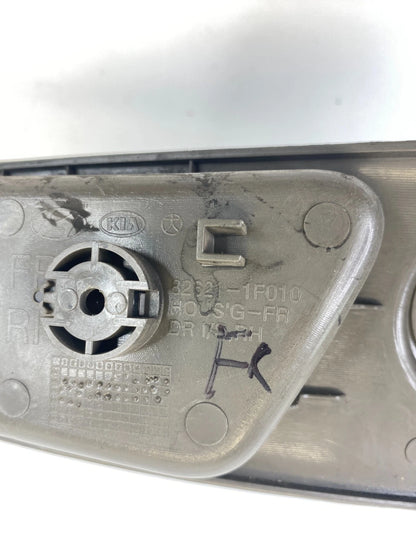 2005-2010 KIA SPORTAGE FRONT RIGHT INSIDE DOOR HANDLE TRIM BEZEL 82621-1F010