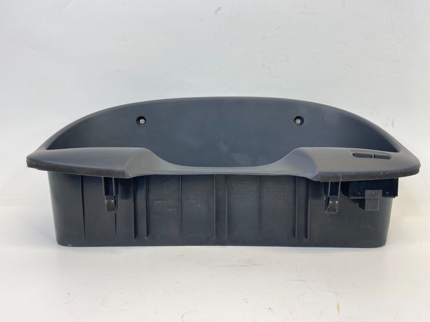 07-09 Hyundai Santa Fe Dash Cluster Speedometer Cover Bezel Trim 84831-2B000 OEM