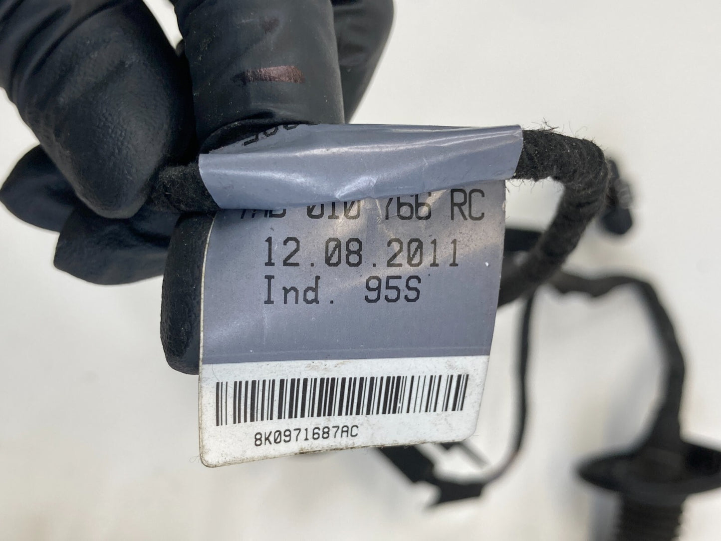 09-16 Audi A4 Quattro Sedan Rear Left Door Wire Wiring Harness 8K0971687AC OEM