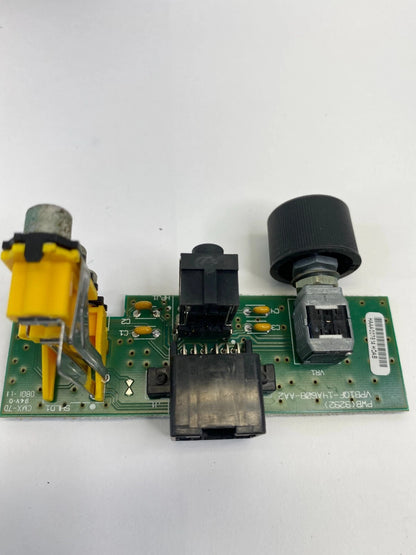 2002 02 HONDA ODYSSEY HEADPHONE JACK AUX AUXILIARY INPUT W/O COVER OEM