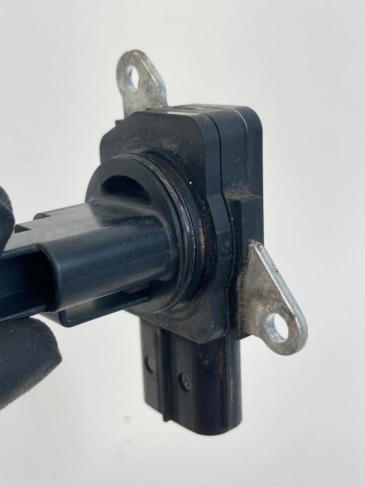 2007-2010 TOYOTA SIENNA 3.5L V6 A/T MASS AIR FLOW SENSOR METER MAF 22204-31020