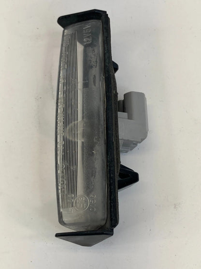 06-08 LEXUS RX400H 04-06 RX330 REAR TRUNK LICENSE PLATE LIGHT LAMP TRIM PANEL