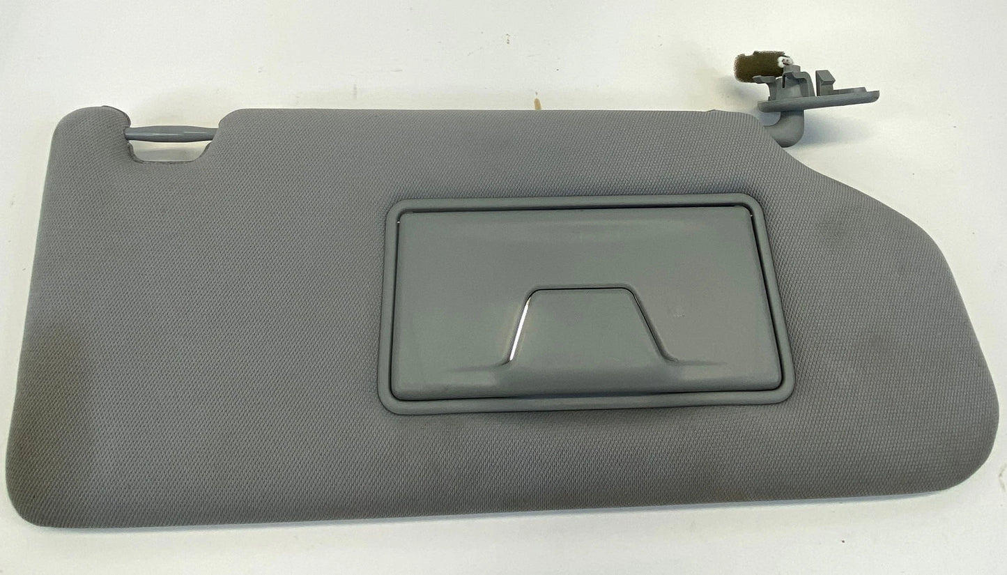 16-19 MITSUBISHI OUTLANDER SPORT LEFT RIGHT SUNVISOR SUN VISOR SET w LIGHTS OEM