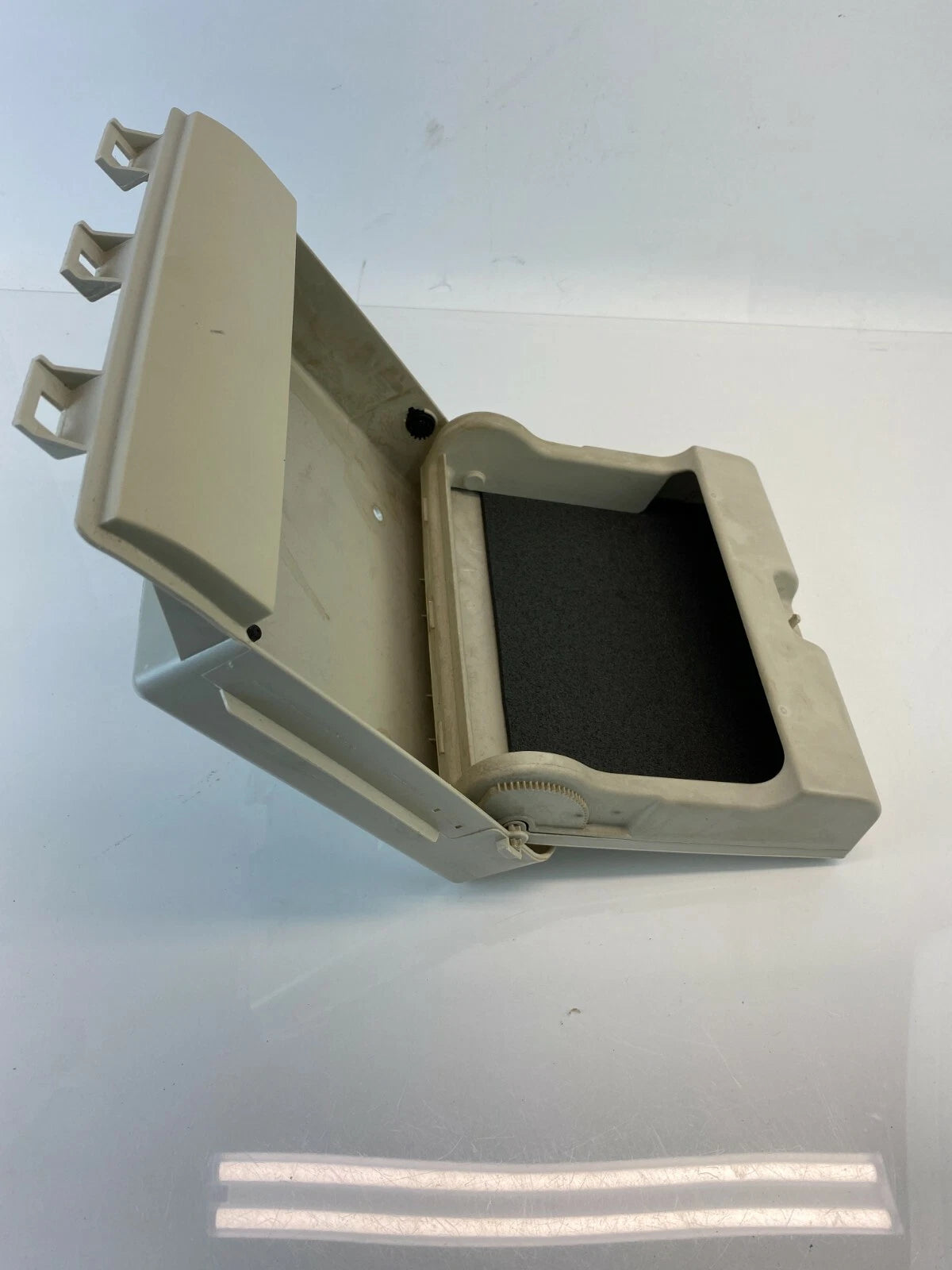2008-2010 CHRYSLER TOWN & COUNTRY OVERHEAD CONSOLE STORAGE COMPARTMENT POCKET