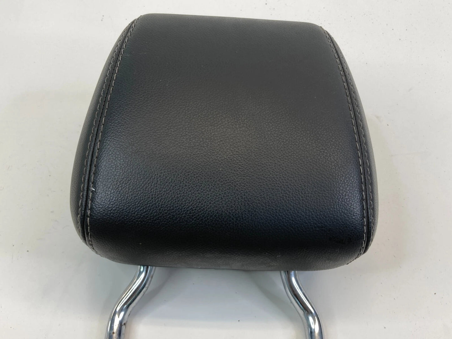 2012-2014 FORD FOCUS FRONT LEFT DRIVER SEAT HEADREST HEAD REST LEATHER BLACK