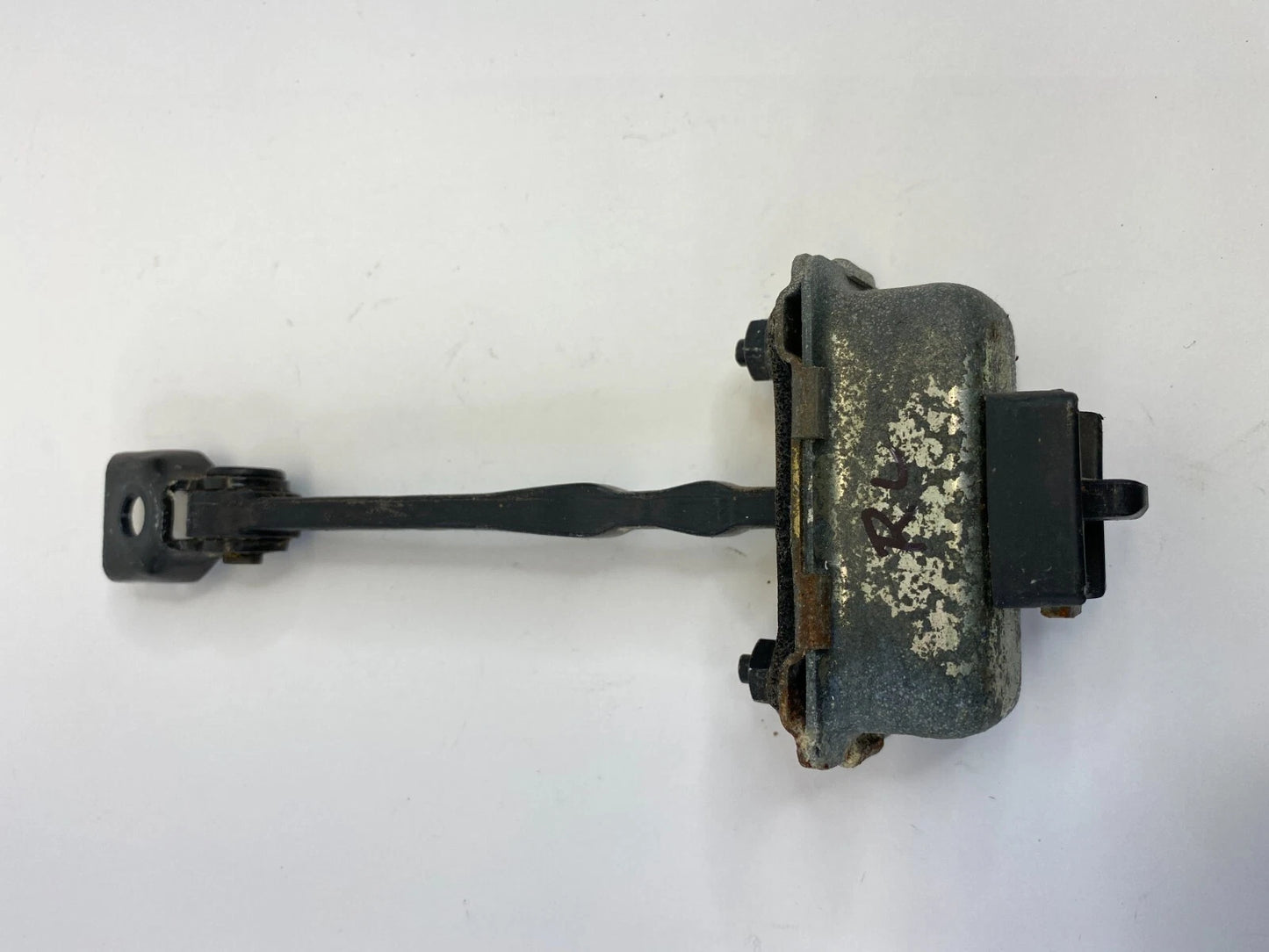 2000-2005 DEVILLE REAR LEFT DOOR CHECK CHECKER STOPPER DETENT OEM