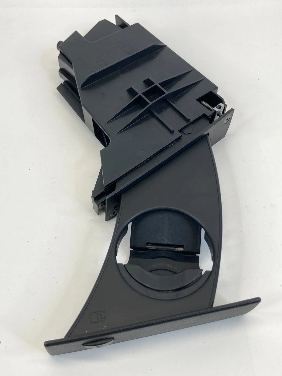 04-07 BMW 525I 530I DASH LEFT DRIVER INSERT CUP HOLDER CUPHOLDER 51457063409 OEM