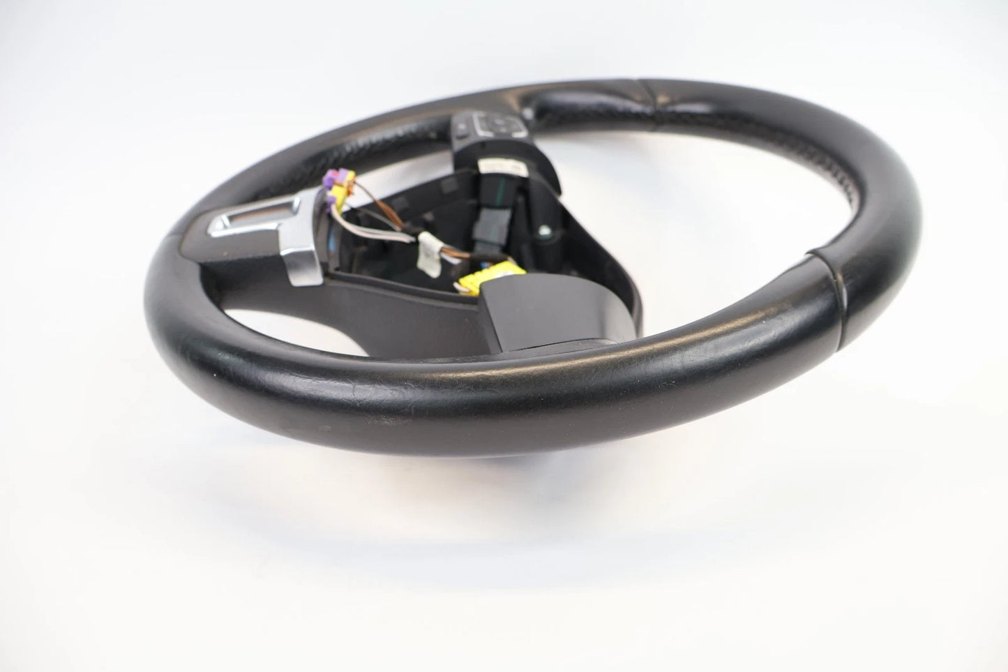 2012-2015 VOLKSWAGEN PASSAT STEERING WHEEL W/ AUDIO CONTROL SWITCH 561959537 OEM