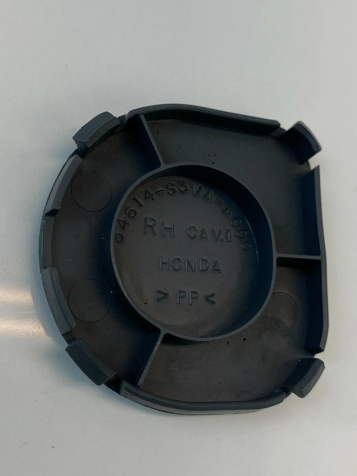 2003-2008 HONDA PILOT REAR RIGHT SIDE CARGO SHADE COVER CAP TRIM 84614-S3VA-A000