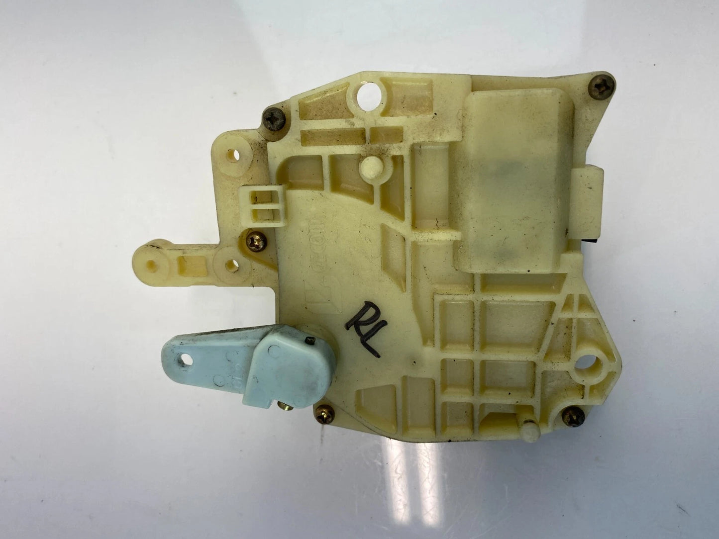 1998-2002 HONDA ACCORD SEDAN REAR LEFT SIDE DOOR LOCK LATCH RELEASE ACTUATOR