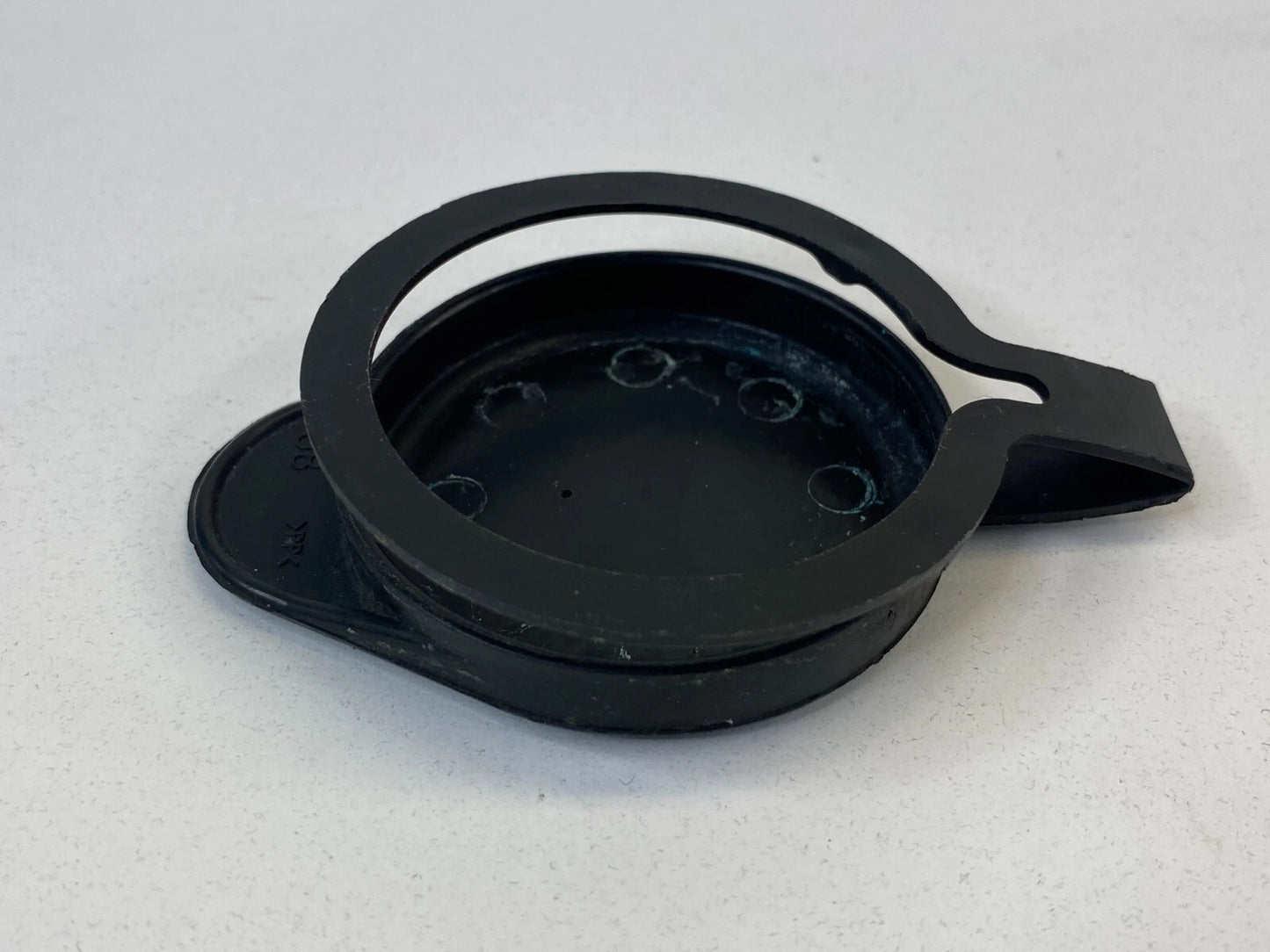 06-09 PONTIAC TORRENT 05-09 EQUINOX WINDSHIELD WASHER FLUID RESERVOIR CAP COVER