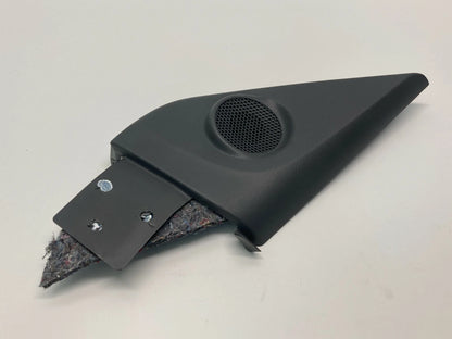02-07 BUICK RENDEZVOUS FRONT RIGHT DOOR TWEETER SPEAKER W/ CORNER COVER 10431299