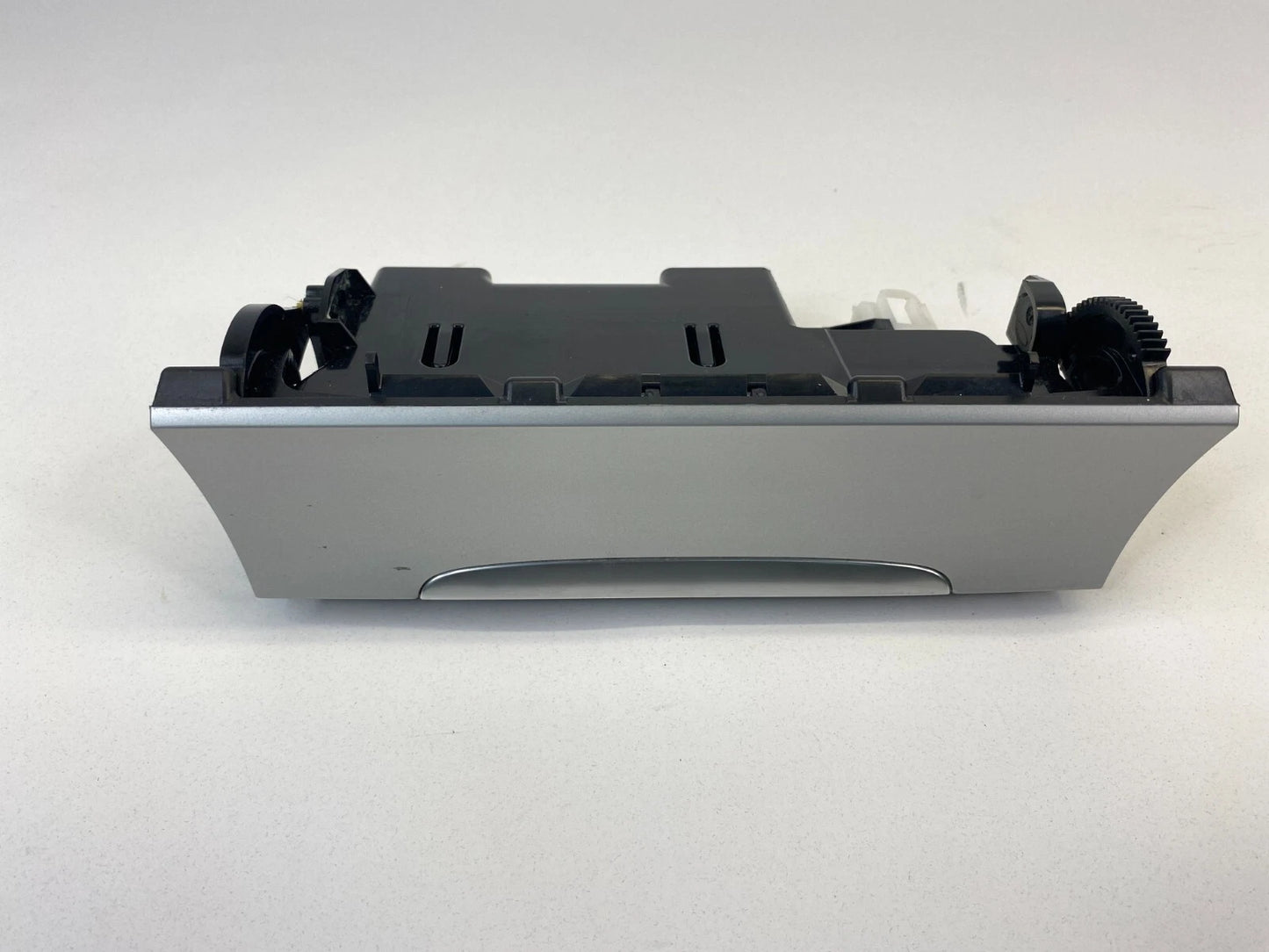 06 07 08 09 10 VOLKSWAGEN PASSAT CENTER CONSOLE ASHTRAY POWER OUTLET 3C0863284