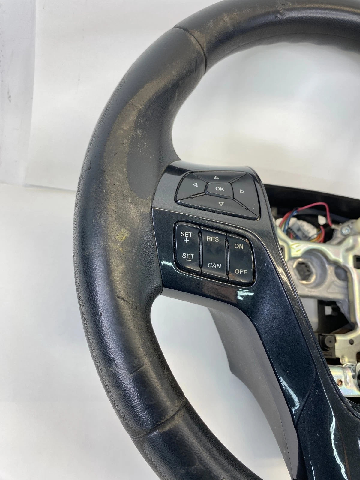 2016-2019 FORD INTERCEPTOR UTILITY STEERING WHEEL W AUDIO & CRUISE CONTROLS OEM