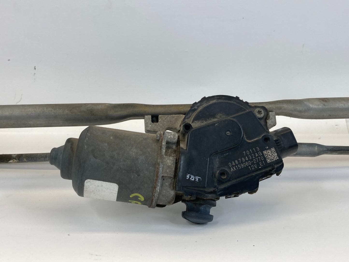 2007-2017 Jeep Patriot Front Windshield Wiper Motor w/ Linkage 04879432AG OEM