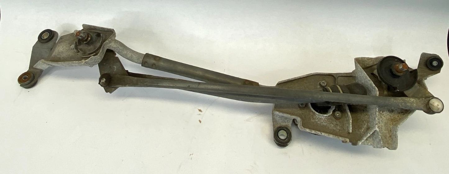 2007-2013 MITSUBISHI OUTLANDER FRONT WINDSHIELD WIPER MOTOR W/ LINKAGE OEM
