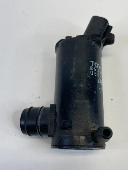 1993-2005 LEXUS GS300 01-05 GS430 WINDSHIELD WASHER PUMP MOTOR 85330-33020 OEM