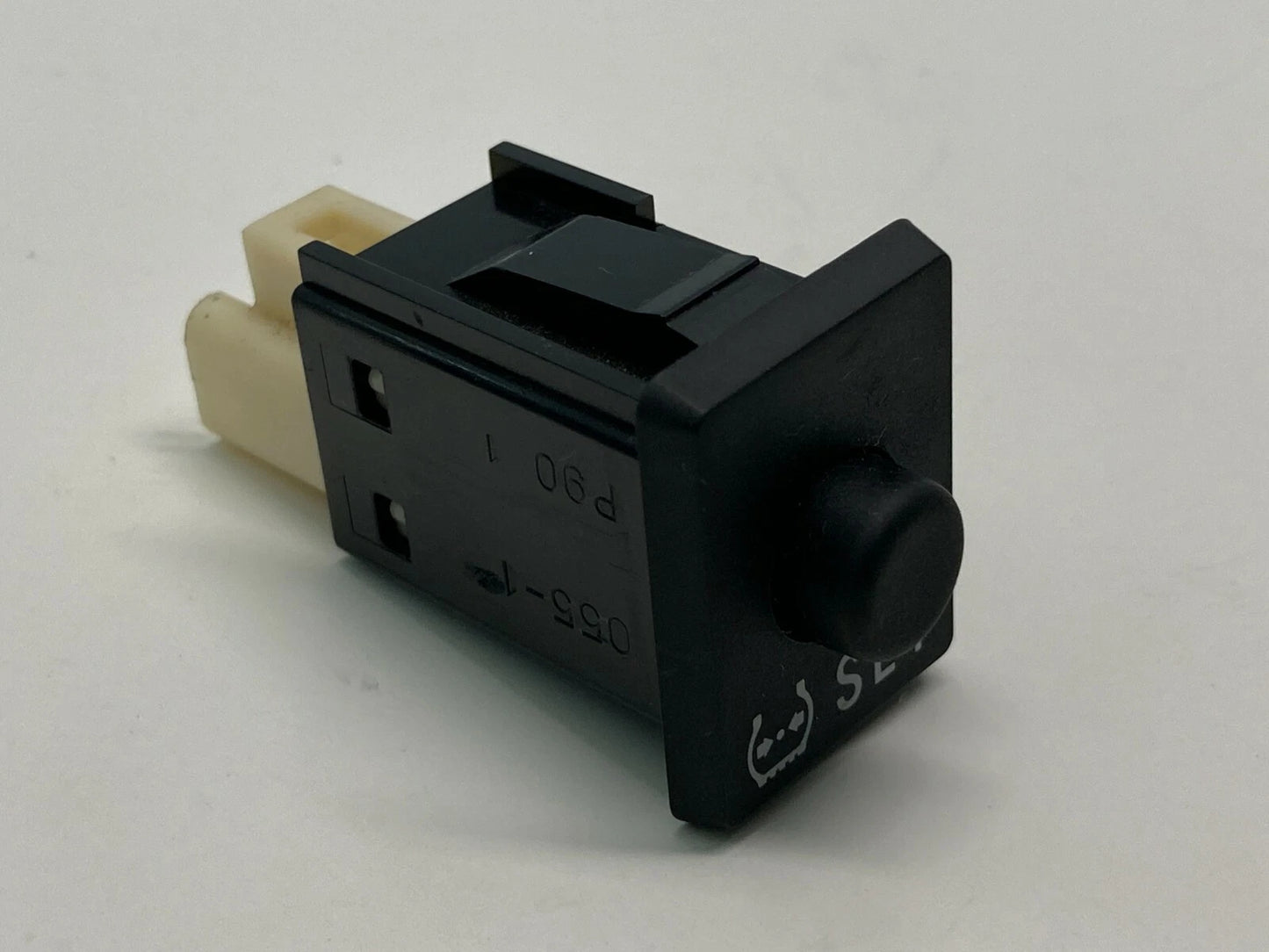 2010-2015 TOYOTA PRIUS TIRE PRESSURE SET CONTROL BUTTON SWITCH BUTTON 15A257 OEM
