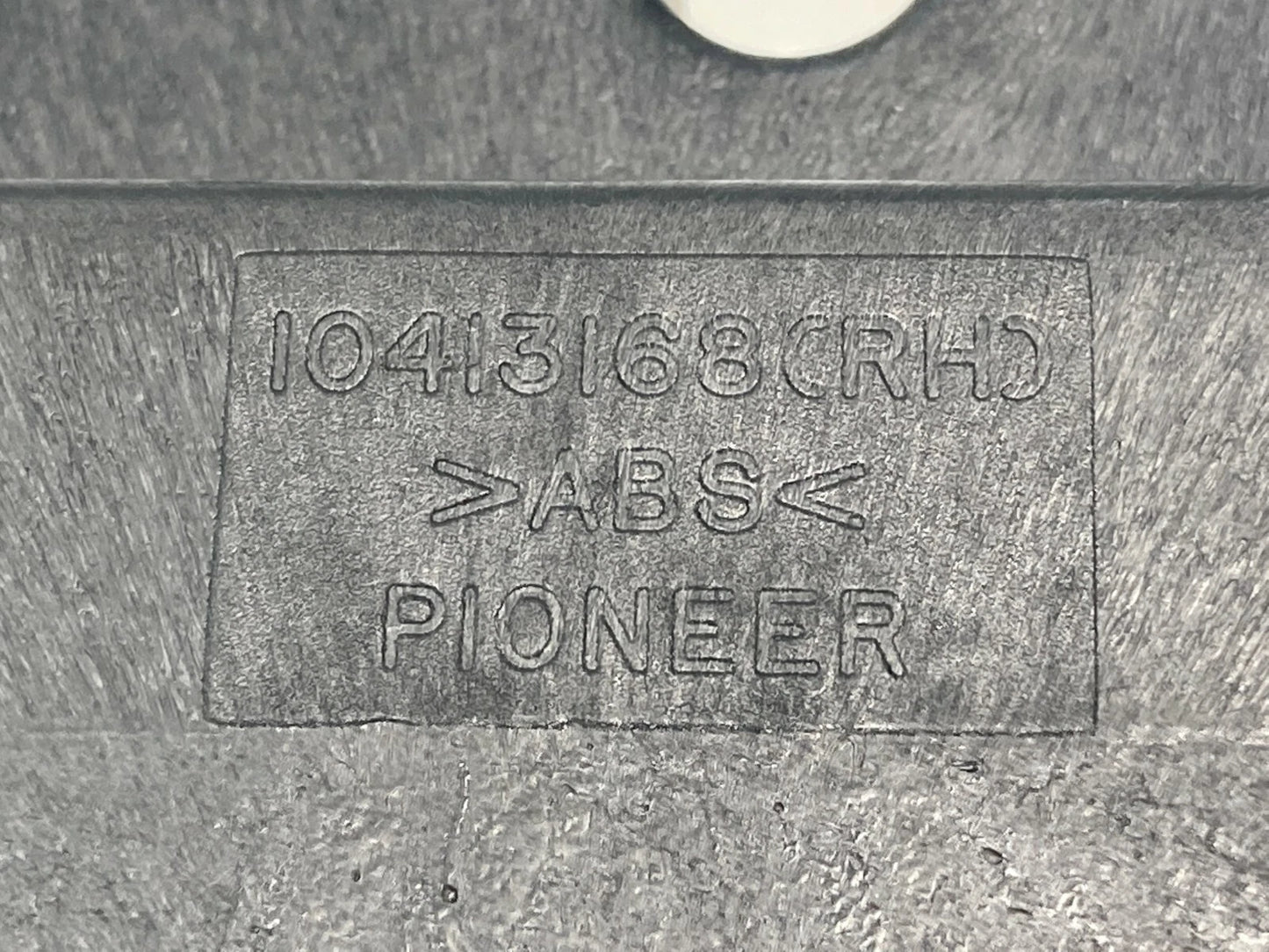 2001-2005 PONTIAC AZTEK REAR RIGHT SOUND SPEAKER SUBWOOFER PIONEER 10413168 OEM