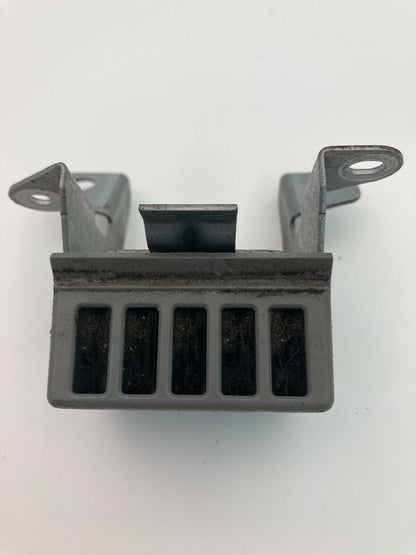 03 04 05 06 07 08 TOYOTA MATRIX REAR WINDSHIELD WIPER PLUG CONNECTOR OEM