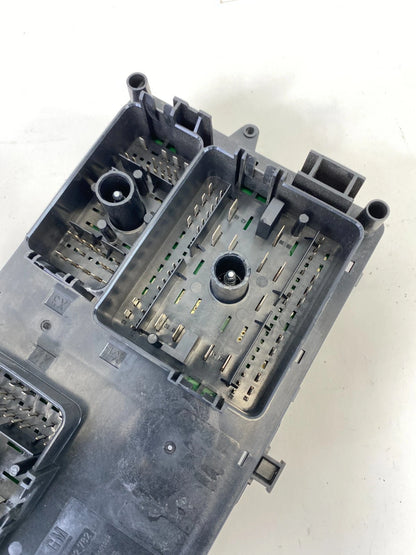 2011 BUICK REGAL CXL ENGINE BAY FUSE BOX BLOCK UNIT ASSEMBLY 13275887 OEM