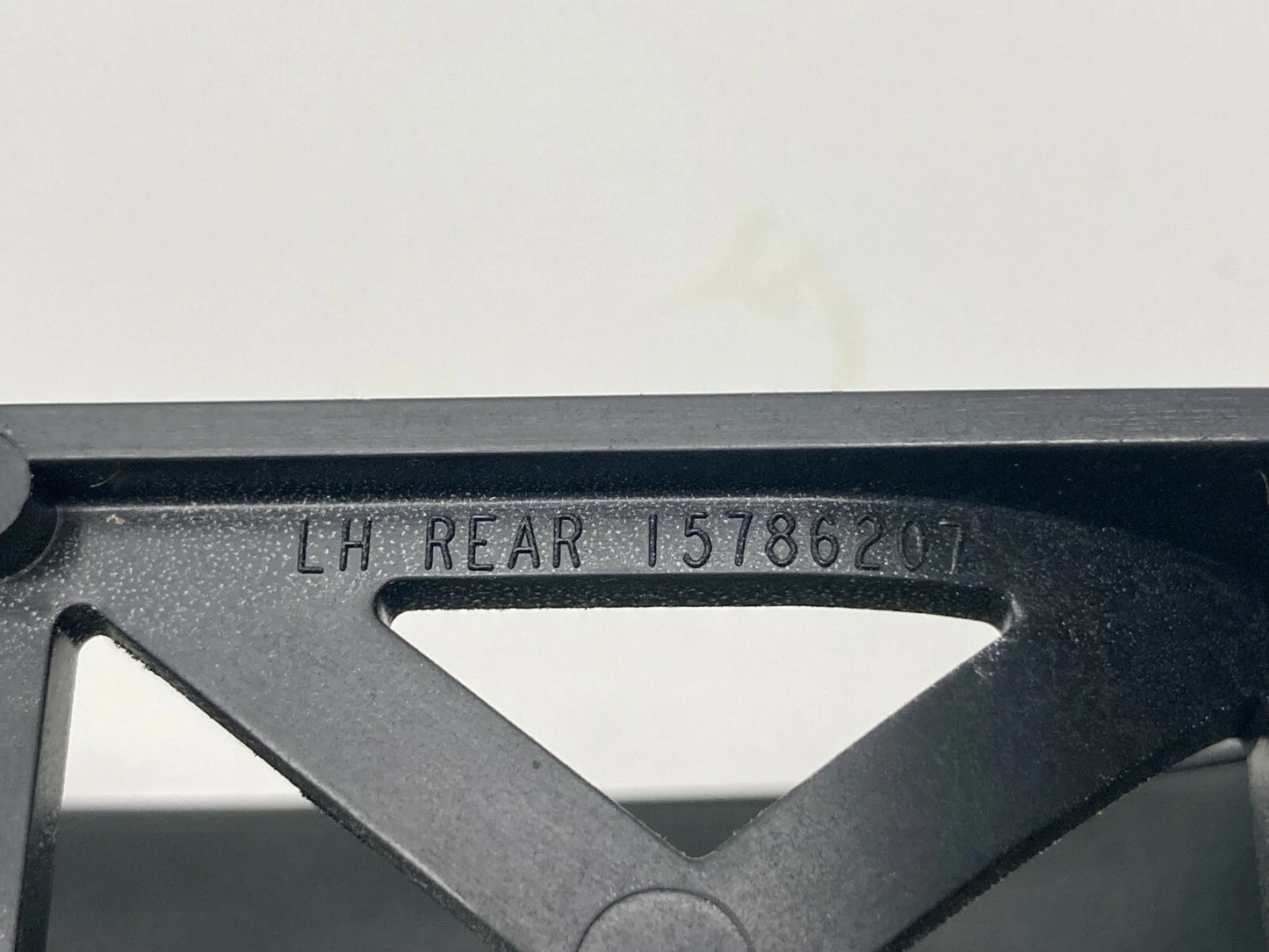 08-12 CHEVY MALIBU 10-17 EQUINOX REAR LEFT SIDE OUTER DOOR HANDLE ASSY 15786207