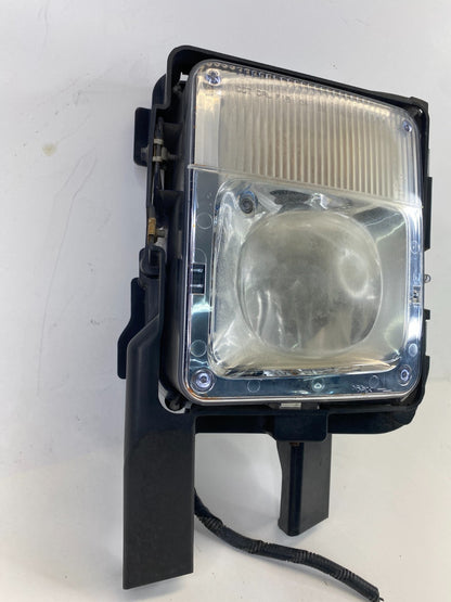 04 05 06 07 08 09 Cadillac SRX Front Left Side Fog Light Lamp Assembly OEM