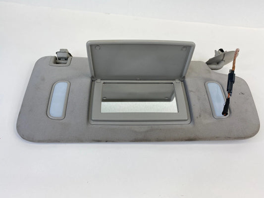 09-17 CHEVY TRAVERSE RH PASSENGER SUN VISOR W/ ILLUMINATED MIRROR GRAY CLOTH OEM
