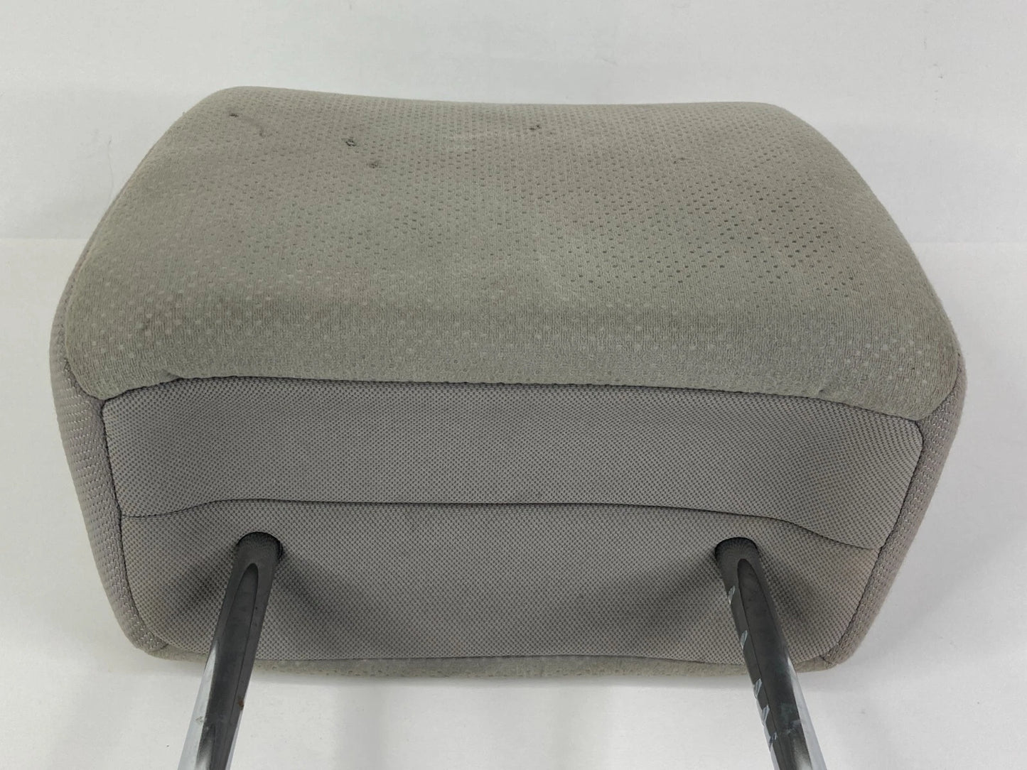 2008 2009 NISSAN ROGUE FRONT RIGHT PASSENGER SIDE SEAT HEADREST HEAD REST OEM