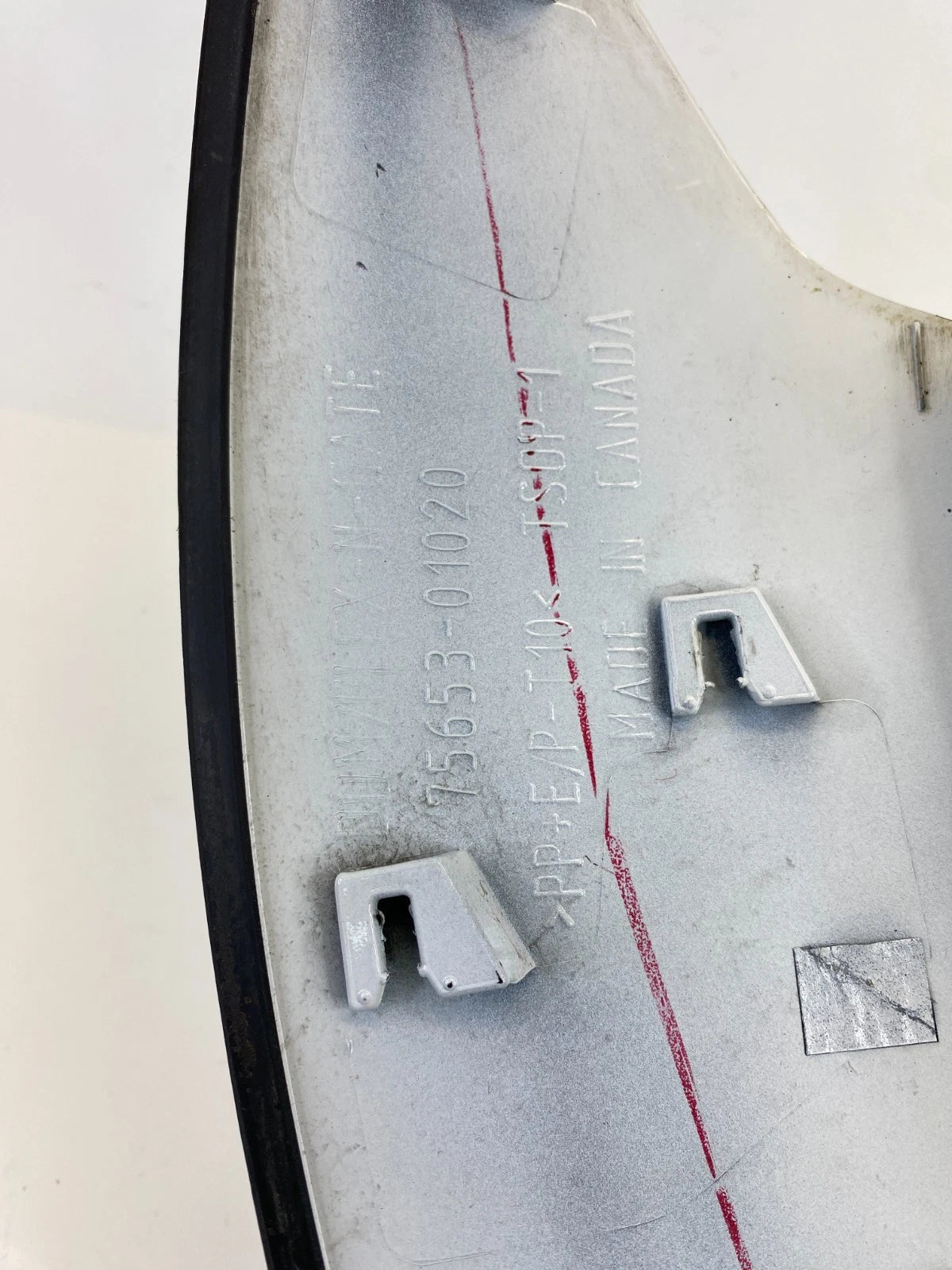 2003-2008 Pontiac Vibe Rear Right Passenger Quarter Flare Molding 75653-01020