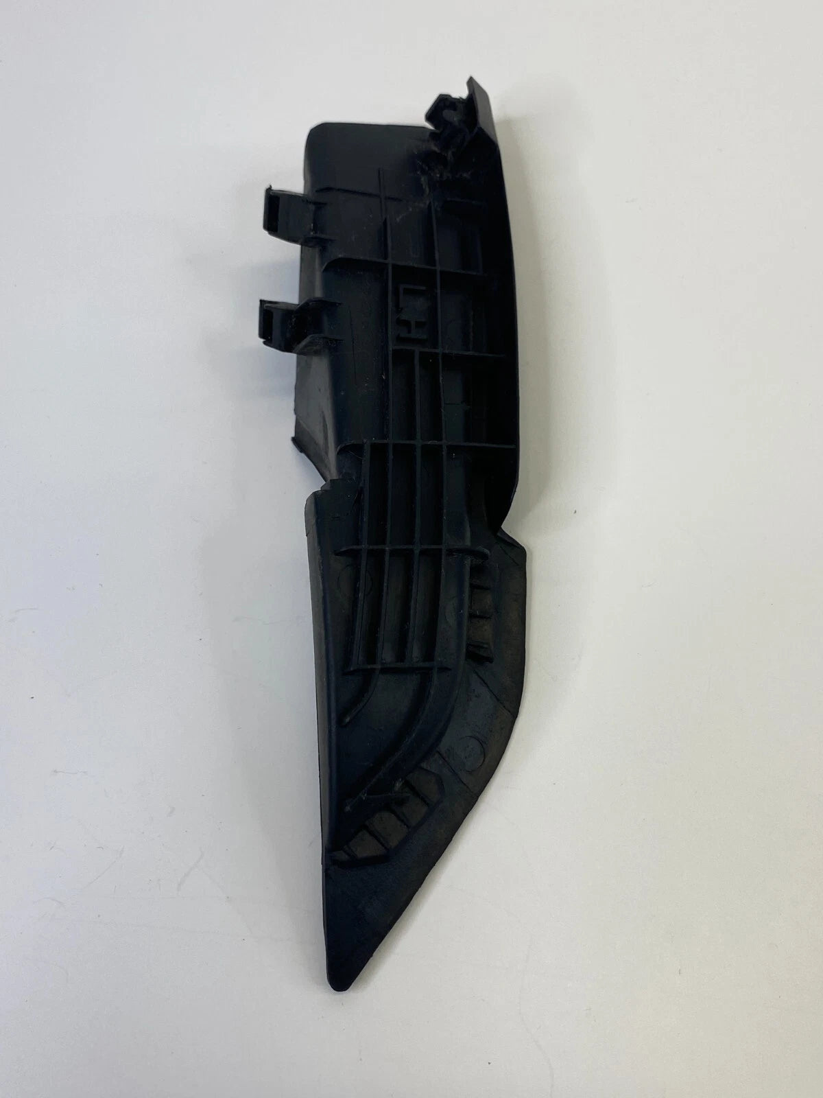 11-16 HYUNDAI ELANTRA SEDAN LEFT SIDE WINDSHIELD COWL COVER TOP TRIM 86153-3Y000